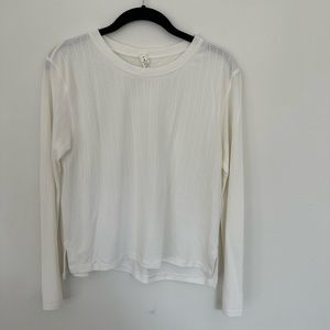 LULULEMON - TRAIN TO BE LONG SLEEVE